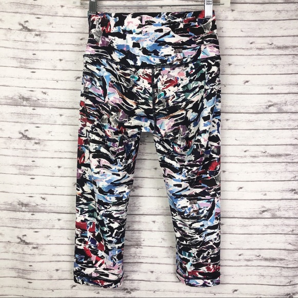 Lululemon Wunder Under Hi-Rise 1/2 Tight Culture Clash Multi Black Crop Leggings - Picture 3 of 6